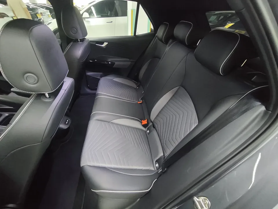 Volkswagen ID.3 Volkswagen ID.3 2023 Upgraded Pure Smart Edition 2023 — thumbnail 3