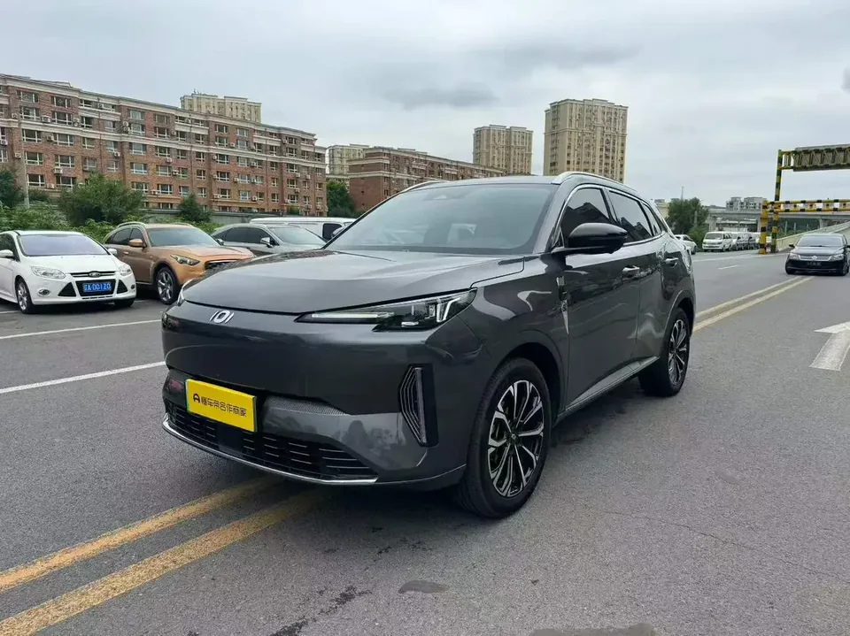 Changan Qiyuan Q05 Classic Changan Qiyuan Q05 Classic 2024 The real fragrance version 125 surpassing Zhongxinhang 2025 — photo 1, buy with delivery to Moscow