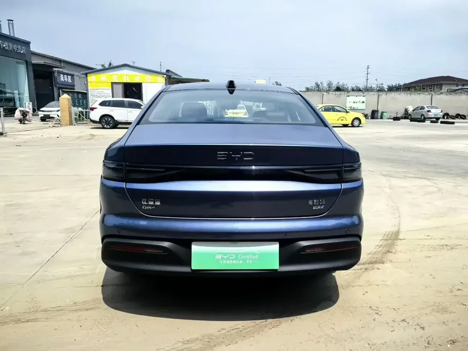 BYD Seal 05DM Seal 05DM 2025 DM-i 120KM flagship version 2025 — миниатюра 2