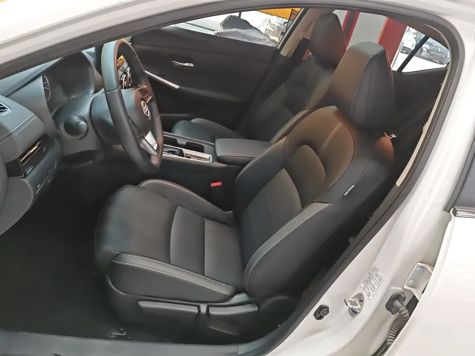 Nissan Sylphy Sylphy 2023 1.6L CVT Enjoy Edition 2024 — thumbnail 4