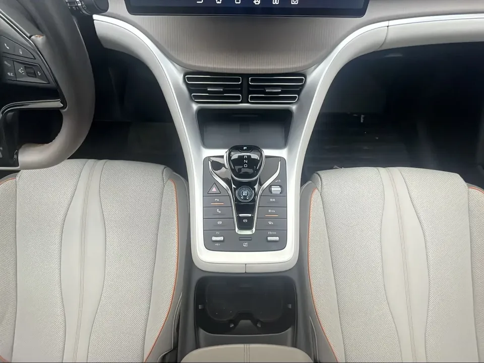BYD Song Pro DM Song Pro DM 2023 DM-i Champion Edition 110km Excellence 2024 — thumbnail 4