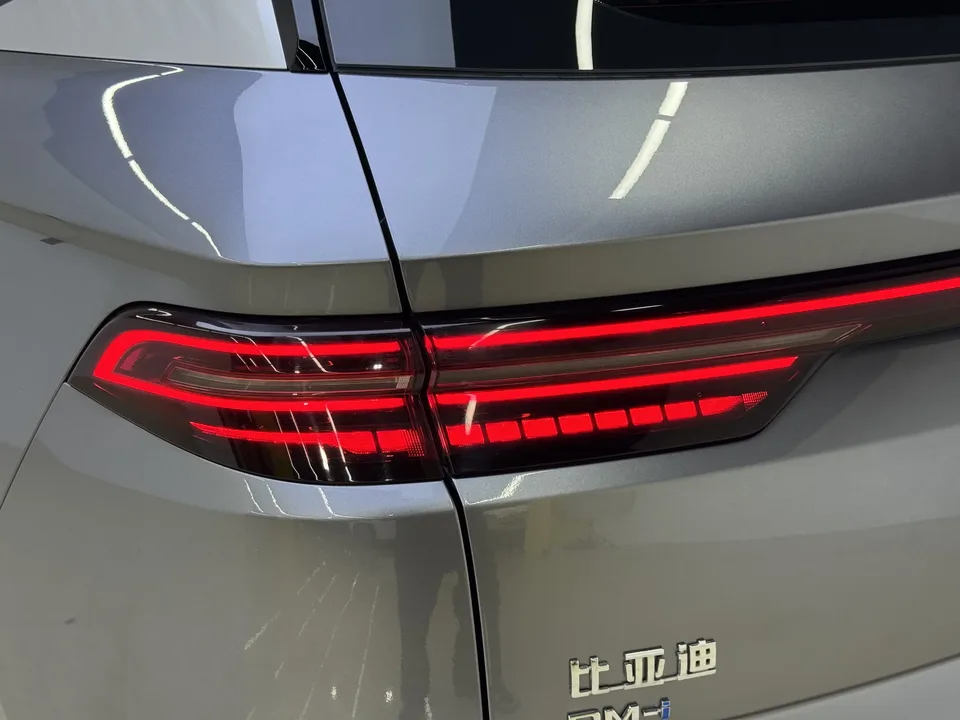 BYD Song Pro DM Song Pro DM 2023 DM-i Champion Edition 110km Excellence 2023 — thumbnail 4