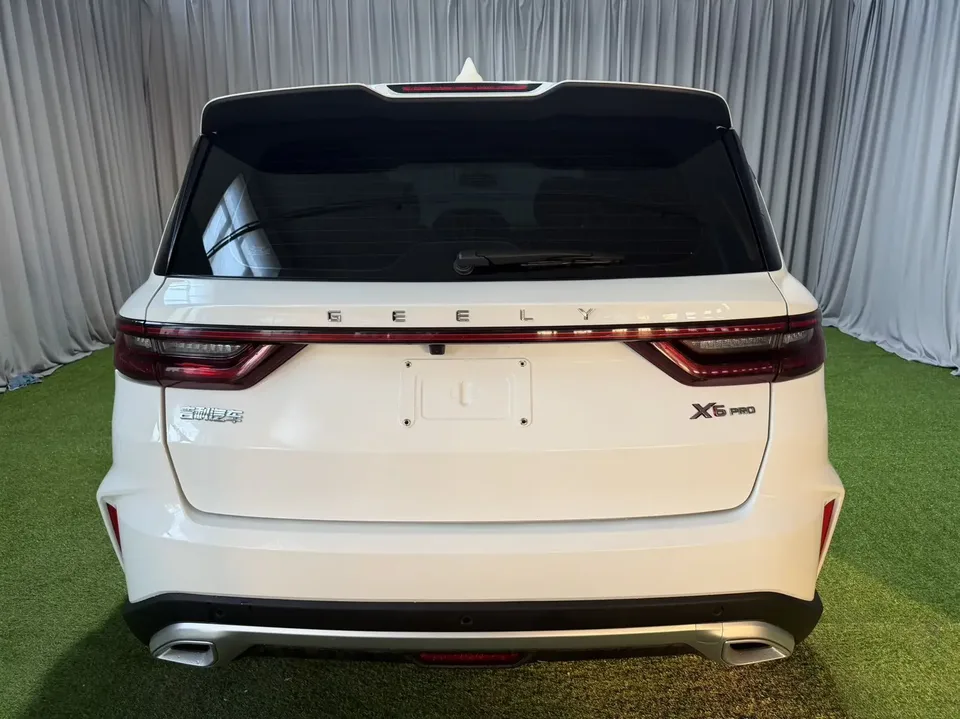 Geely Vision X6 Vision X6 2021 PRO 1.4T Automatic Premium 2022 — thumbnail 2