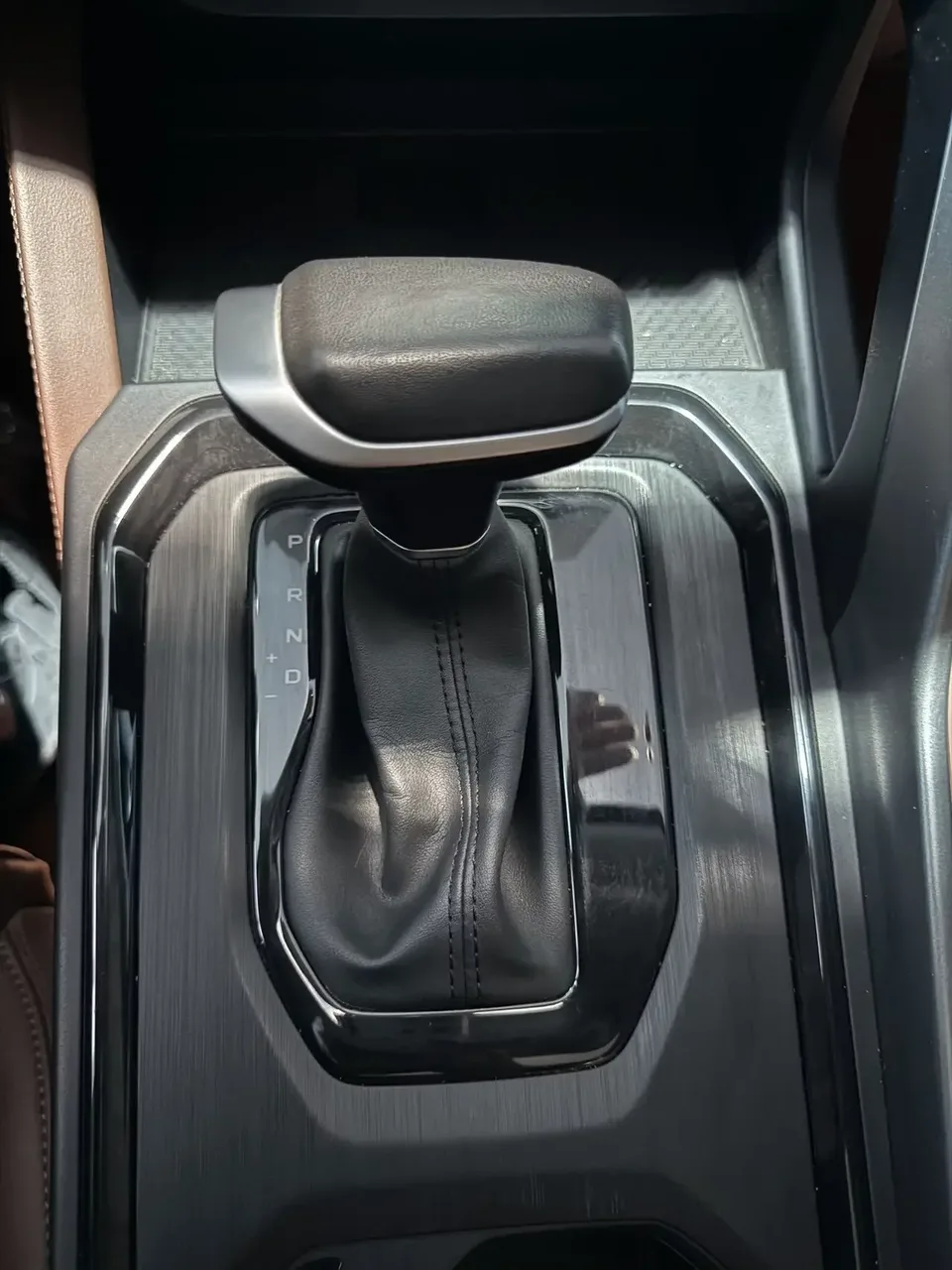 Geely Vision X6 Vision X6 2021 PRO 1.4T Automatic Premium 2022 — thumbnail 4