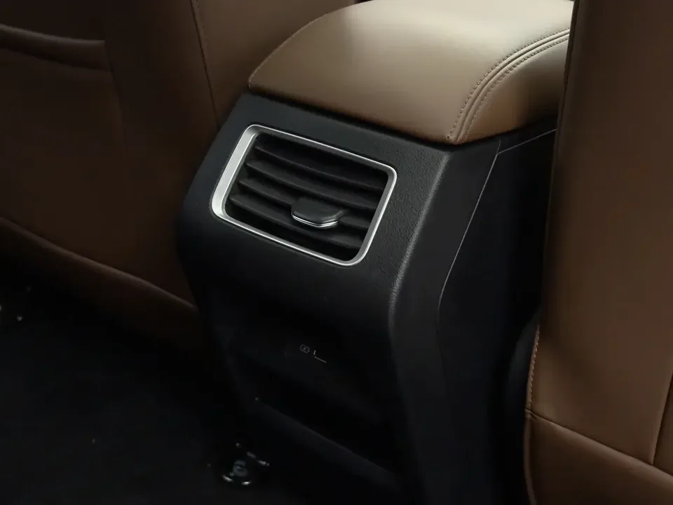 Geely Vision X6 Vision X6 2021 PRO 1.4T Automatic Premium 2022 — миниатюра 3