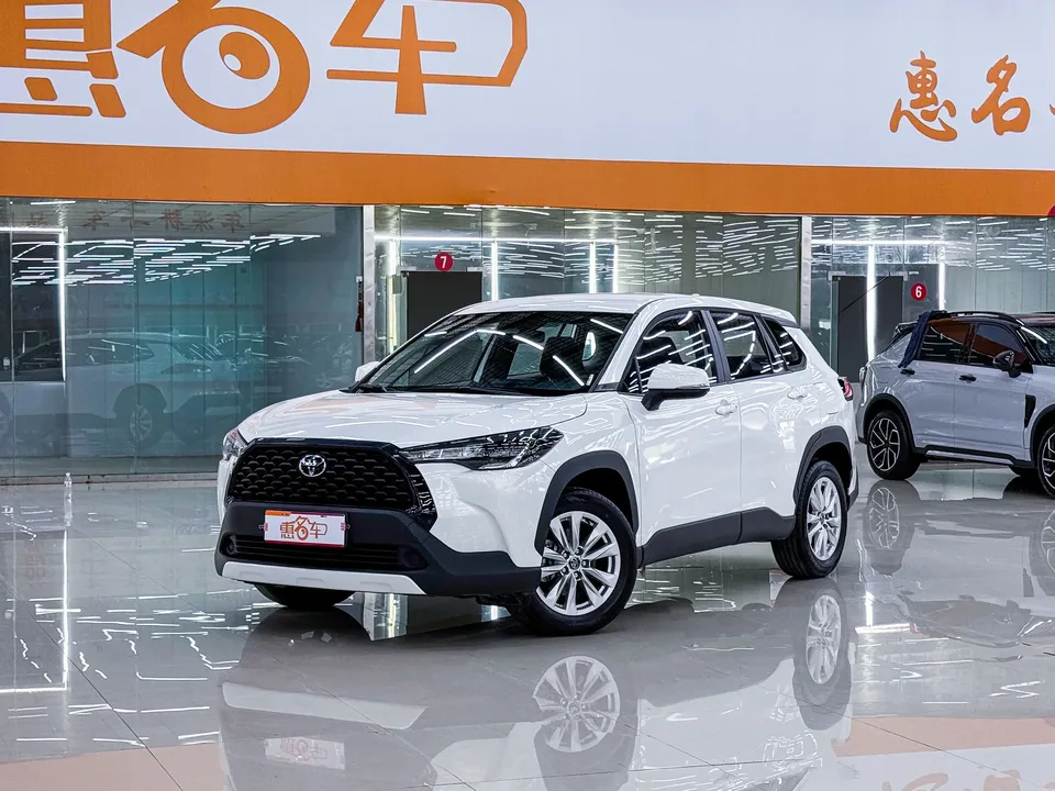 Toyota CorollaCross Corolla Sharp 2023 2.0L CVT Pioneer Edition 2025 — photo 1, buy with delivery to Moscow