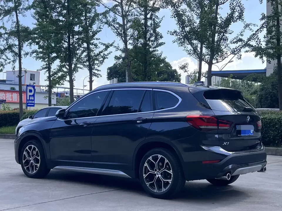 BMW X1 BMW X1 2022 sDrive20Li Fashion 2023 — thumbnail 5