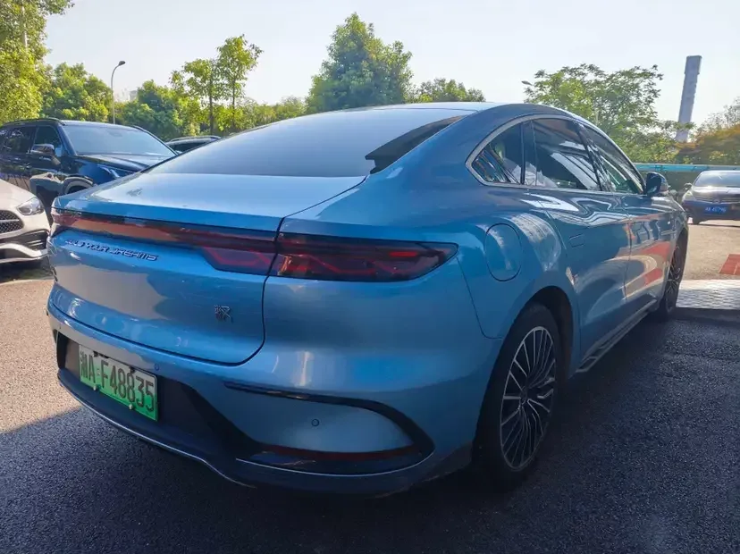 BYD Han DM Chinese DM 2023 DM-i Champion Edition 121KM Prestige 2023 — thumbnail 2