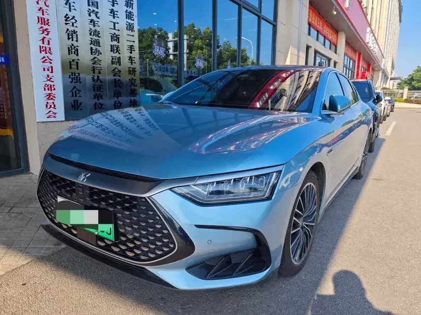 BYD Han DM Chinese DM 2023 DM-i Champion Edition 121KM Prestige 2023 — photo 1, buy with delivery to Moscow