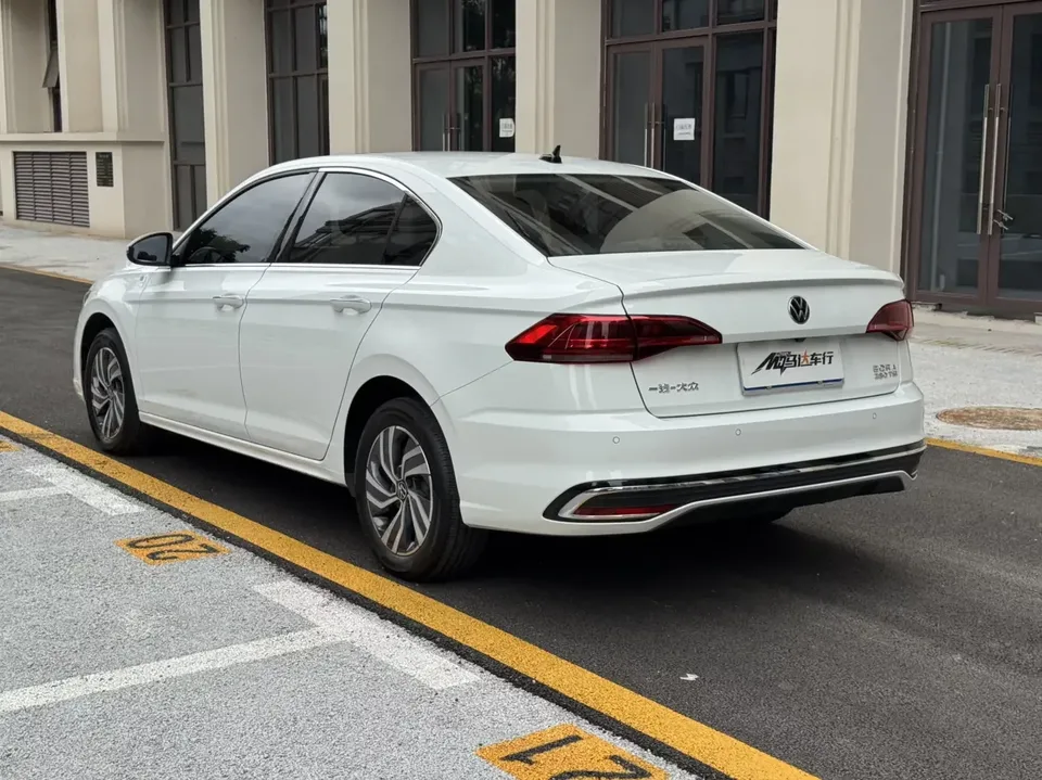 Volkswagen Bora Bora 2024 280TSI DSG Comfort Edition 2024 — thumbnail 2