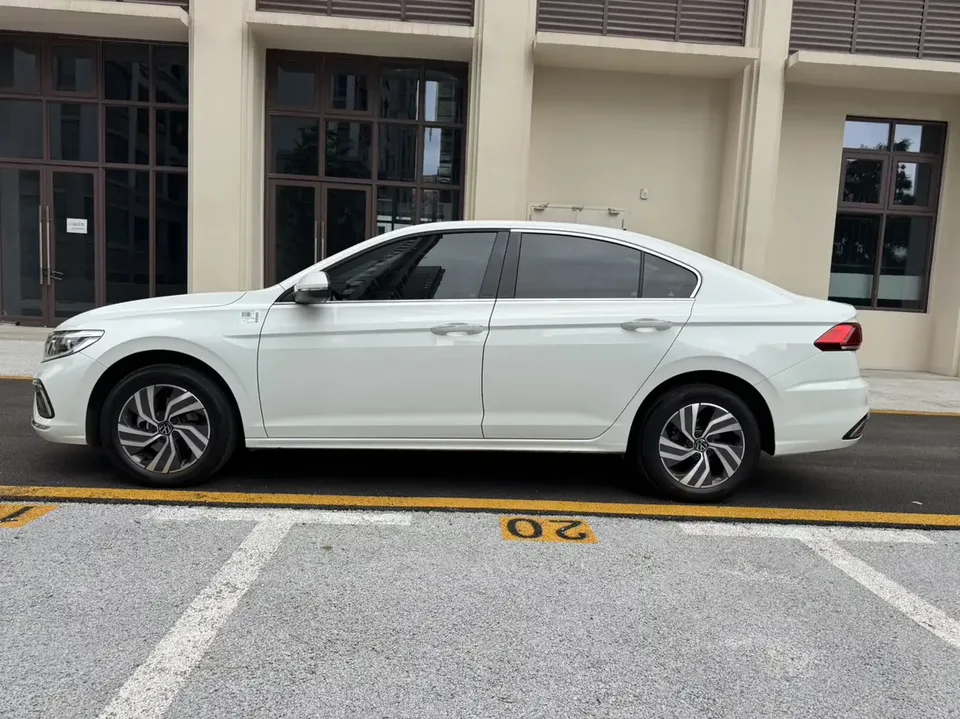 Volkswagen Bora Bora 2024 280TSI DSG Comfort Edition 2024 — thumbnail 4