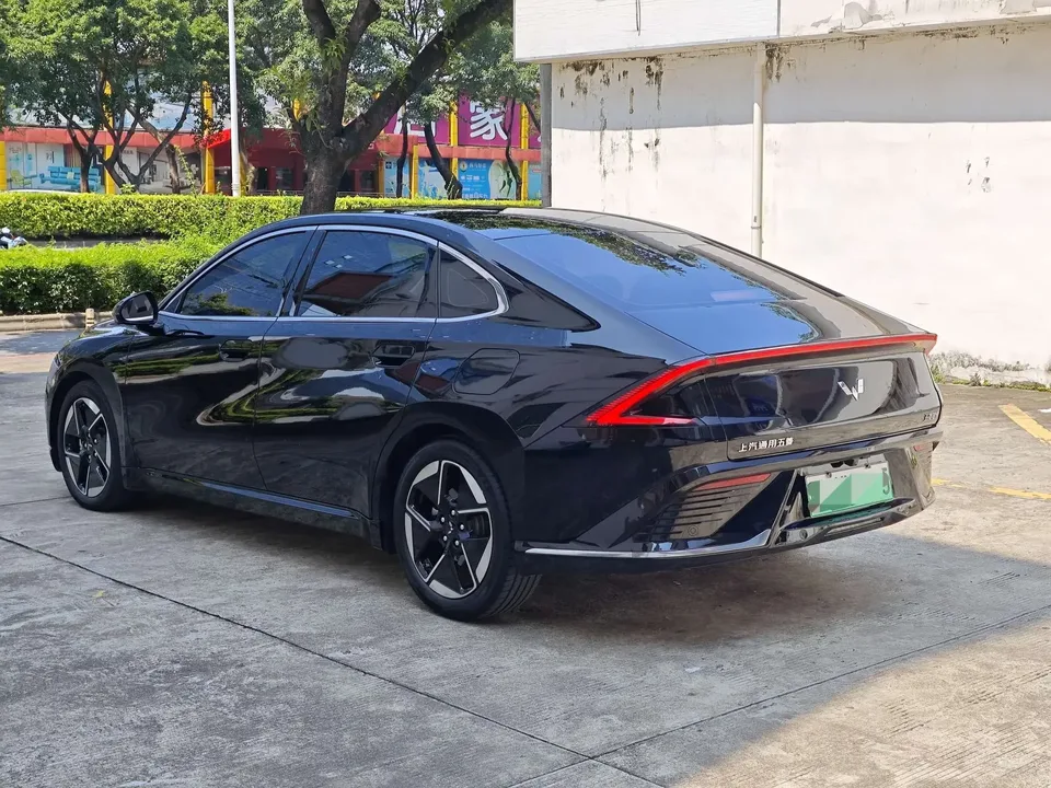 Wuling Starlight PHEV Wuling Starlight PHEV 2023 150 Advanced Version 2024 — thumbnail 3