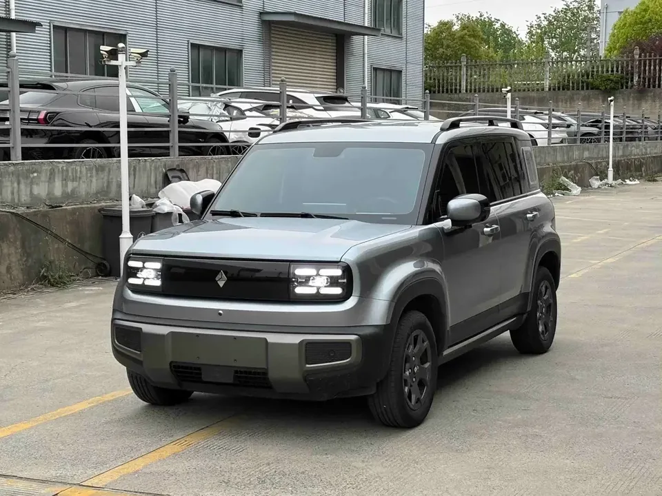 Baojun Yueya Plus Yueya Plus 2026 301km Flagship Edition 2025 — photo 1, buy with delivery to Moscow