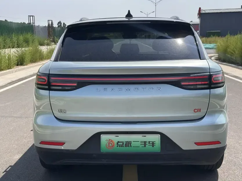 Leapmotor Zero running C11 Zero running C11 2021 Performance Edition 2022 — thumbnail 2