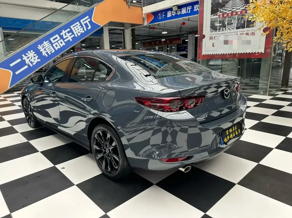 Mazda Axela Mazda3 Angkesela 2022 2.0L Automatic Quality Edition 2022 — thumbnail 2