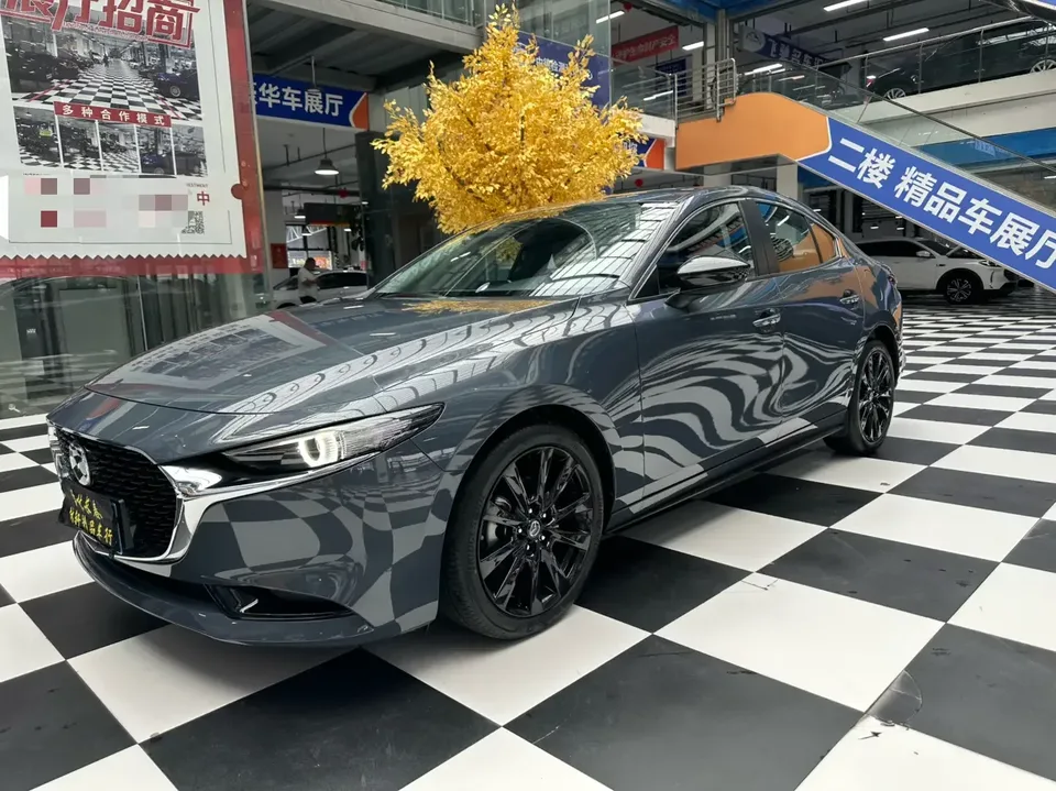 Mazda Axela Mazda3 Angkesela 2022 2.0L Automatic Quality Edition 2022 — photo 1, buy with delivery to Moscow