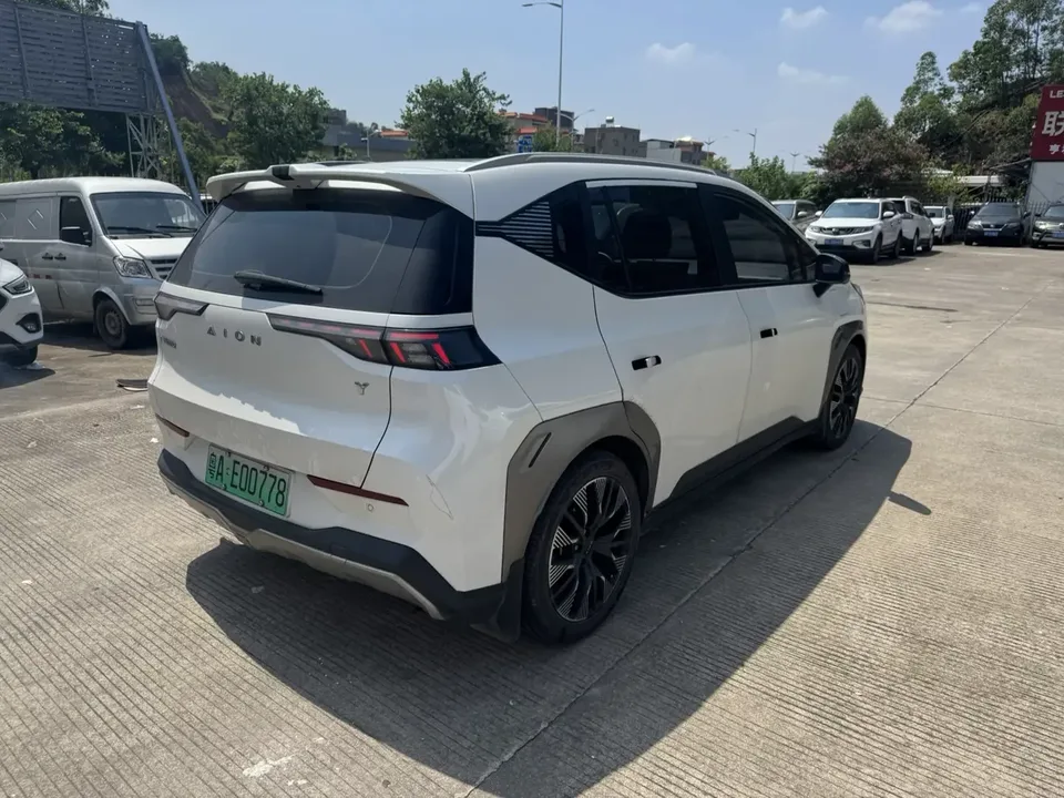AION Y AION Y 2022 70 Technology Edition Lithium Iron Phosphate 2022 — миниатюра 4