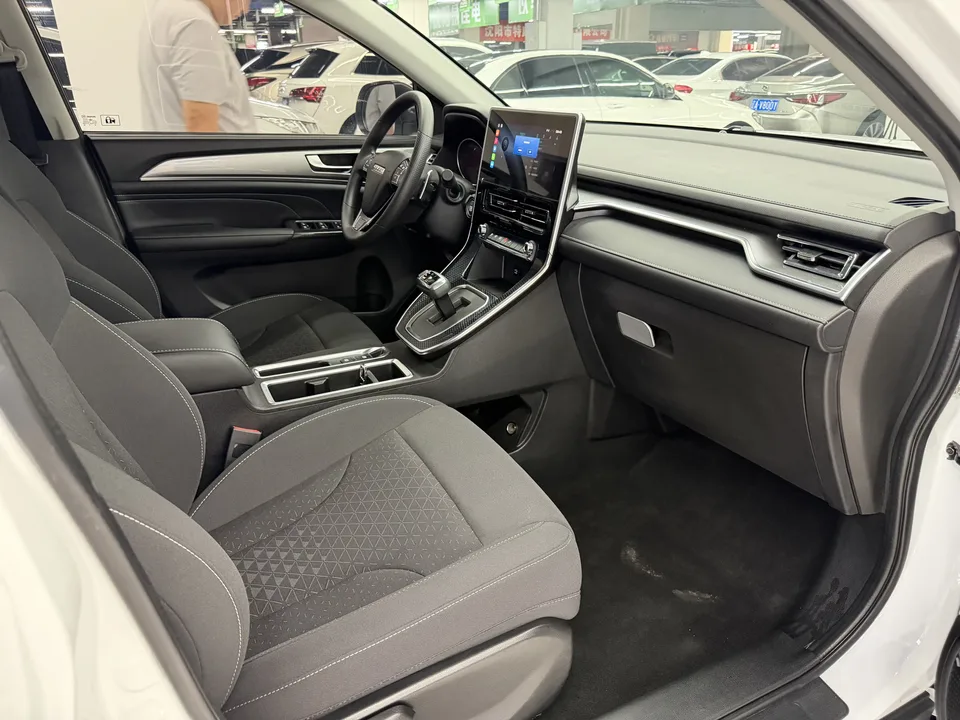 Haval M6 Haval M6 2023 PLUS 1.5T DCT Elite Smart Link 2023 — thumbnail 4