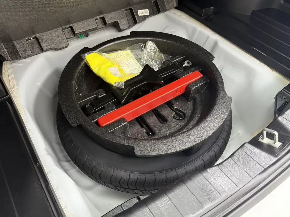 Haval M6 Haval M6 2021 PLUS 1.5T DCT Luxury Intelligent Connection 2023 — thumbnail 4