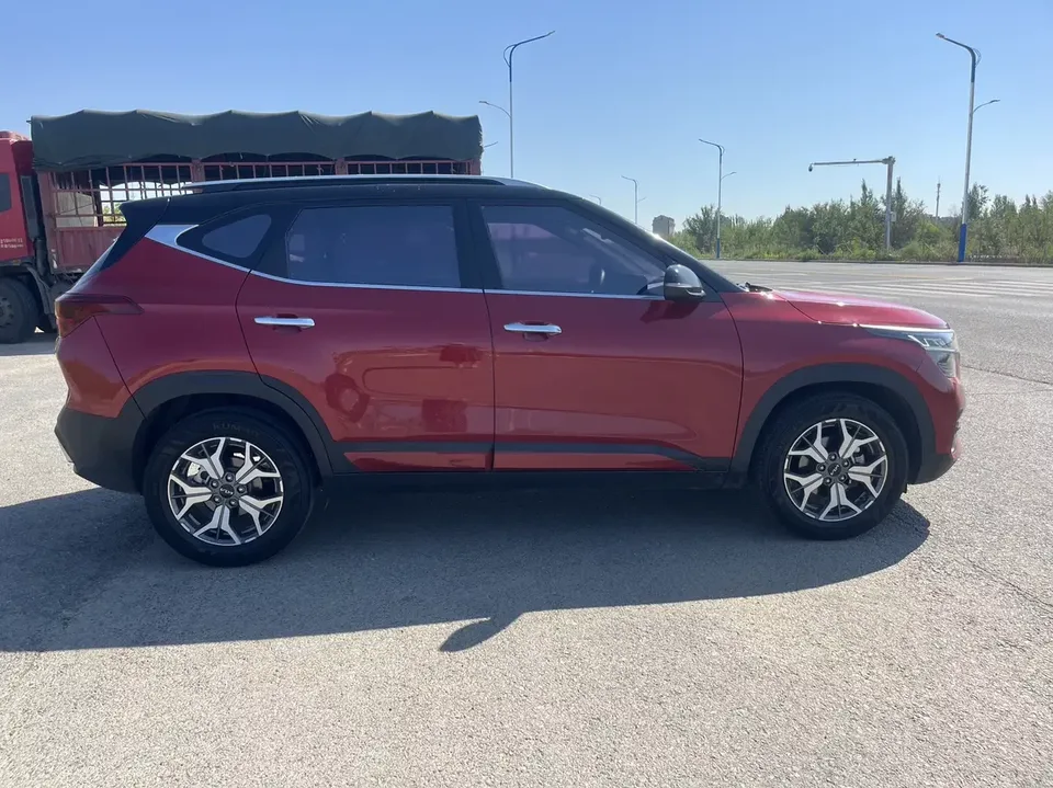 Kia Run proudly Run proudly 2021 1.5L CVT New Edition 2022 — thumbnail 2