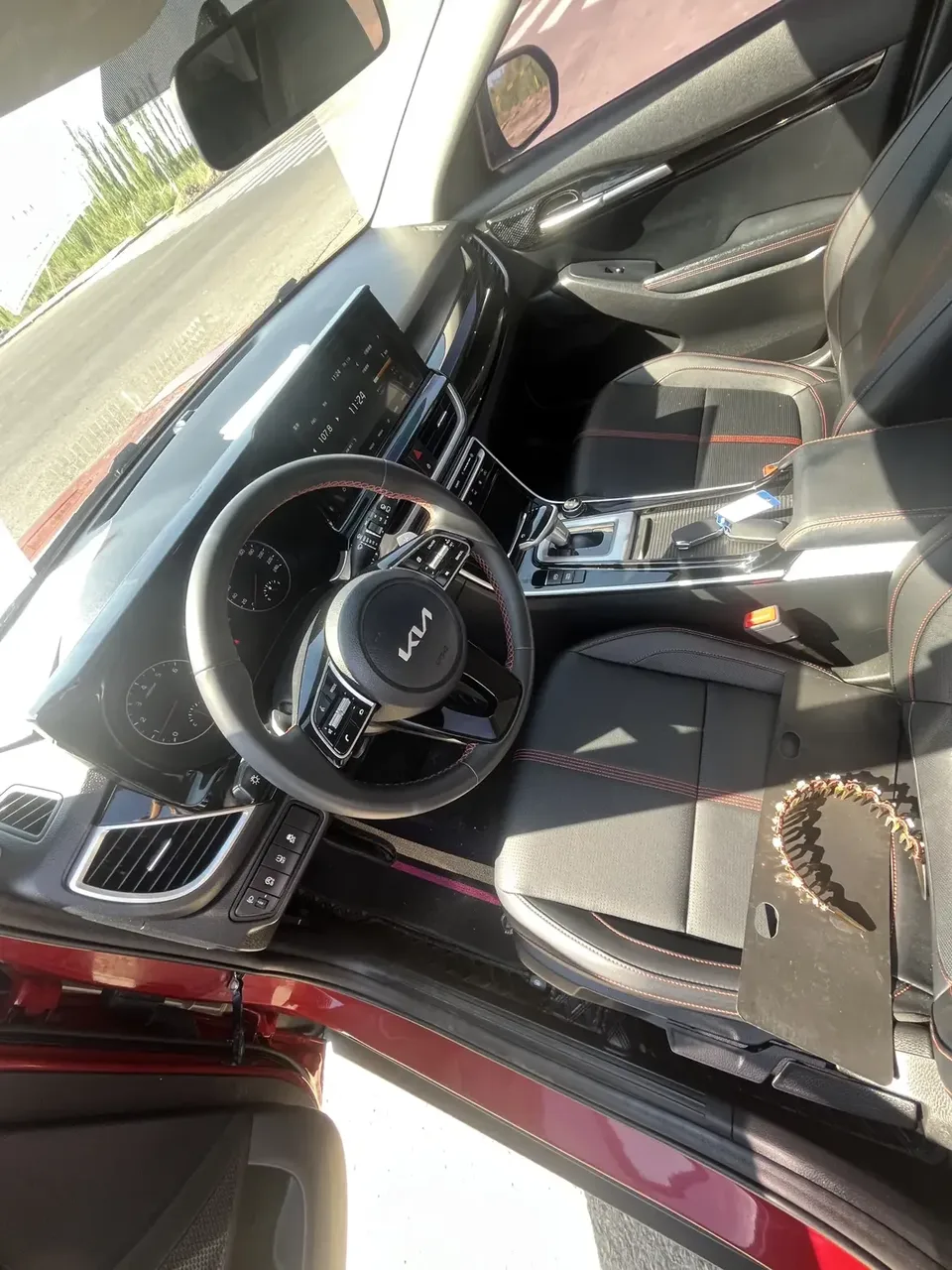 Kia Run proudly Run proudly 2021 1.5L CVT New Edition 2022 — thumbnail 5