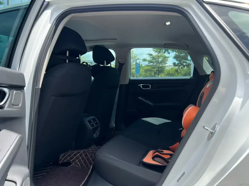 Honda Integra Style 2022 240TURBO CVT Phantom Night Tech Edition 2022 — thumbnail 3