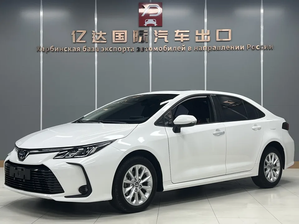Toyota Corolla Corolla 2022 Dual Engine 1.8L E-CVT Pioneer Edition 2023 — photo 1, buy with delivery to Moscow