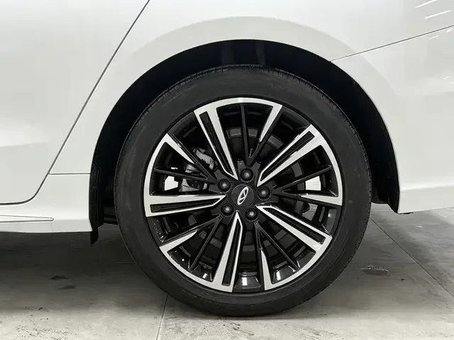 Chery Arrizo 8 Arrizo 8 2025 1.6TGDI DCT 2026 — thumbnail 3