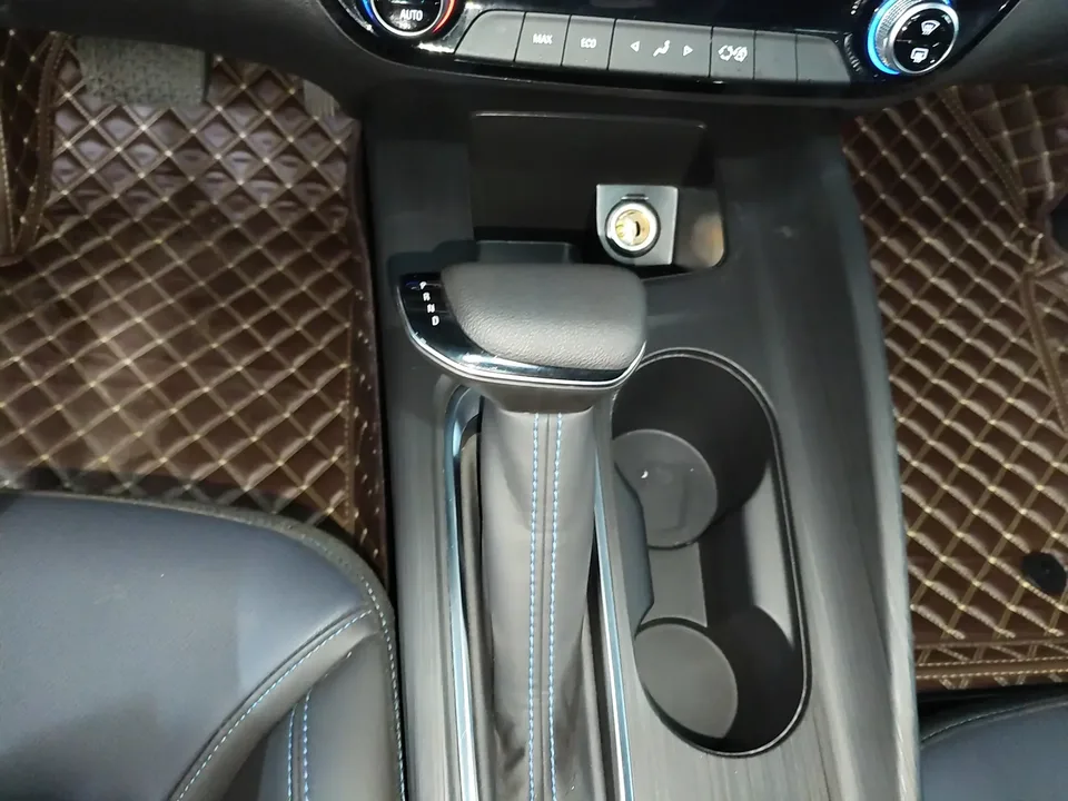Buick Micro blue 6 Micro blue 6 2024 450km Yuexiang Plus Edition 2024 — thumbnail 4