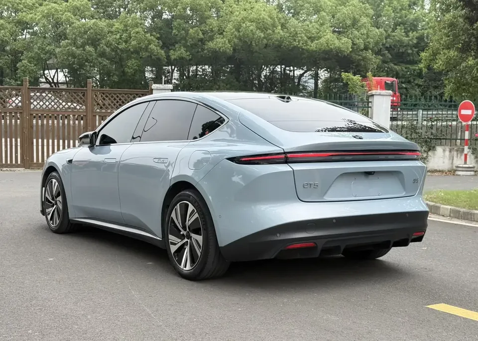 NIO ET5 NIO ET5 2024 75kWh 2024 — thumbnail 2