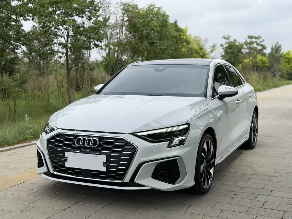 Audi A3 Audi A3 2022 A3L Limousine 35 TFSI Stylish Sports 2022 — photo 1, buy with delivery to Moscow
