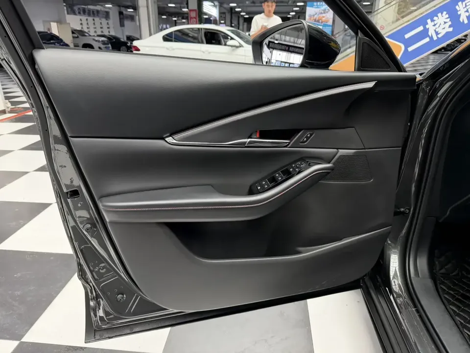Mazda CX-30 Mazda CX-30 2022 2.0L Automatic Yaoyue Edition 2023 — thumbnail 3