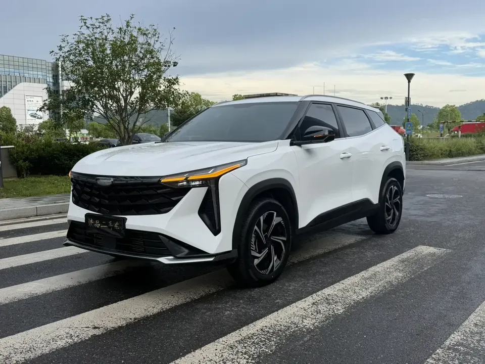 Geely Atlas Boyue 2023 Boyue COOL 1.5T Smart Link+ 2024 — photo 1, buy with delivery to Moscow