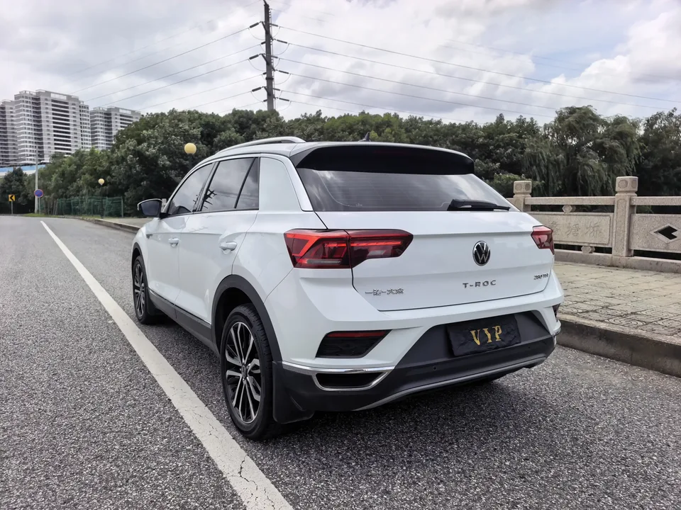 Volkswagen T-Roc TANG 2022 280TSI DSG 2WD Elite PLUS 2022 — thumbnail 2