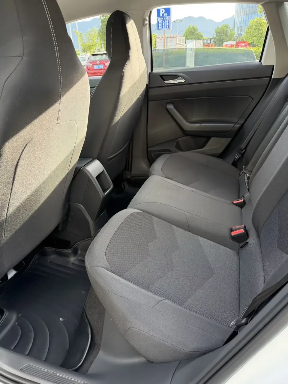 Volkswagen Polo Polo 2023 Plus 1.5L Automatic Panoramic Enjoyment Edition 2023 — thumbnail 5