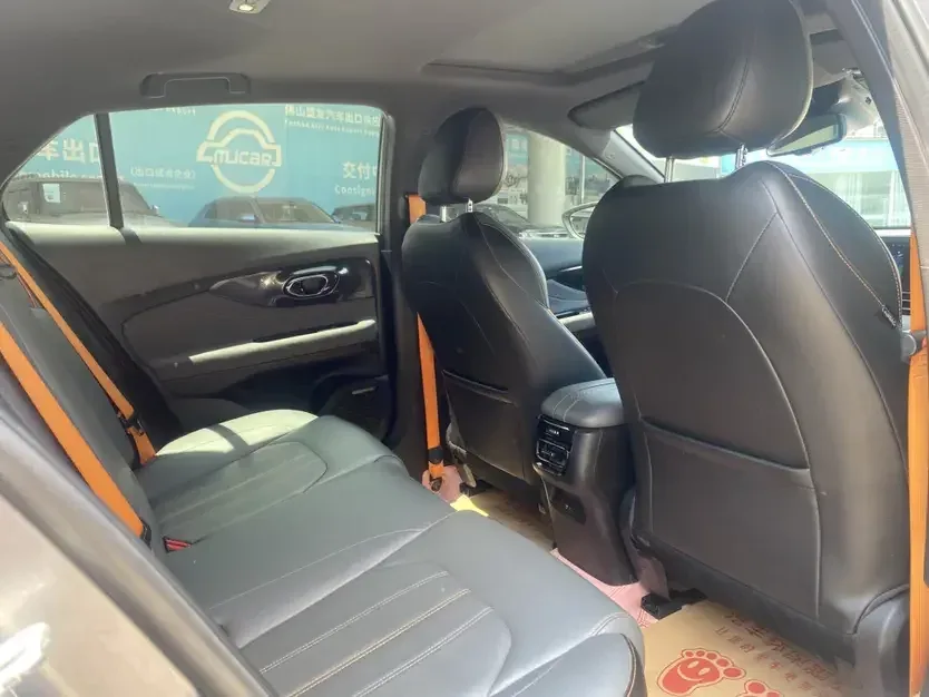 GAC Trumpchi Empow Shadow Leopard 2022 270T J16 R-Style Track Edition 2022 — thumbnail 5