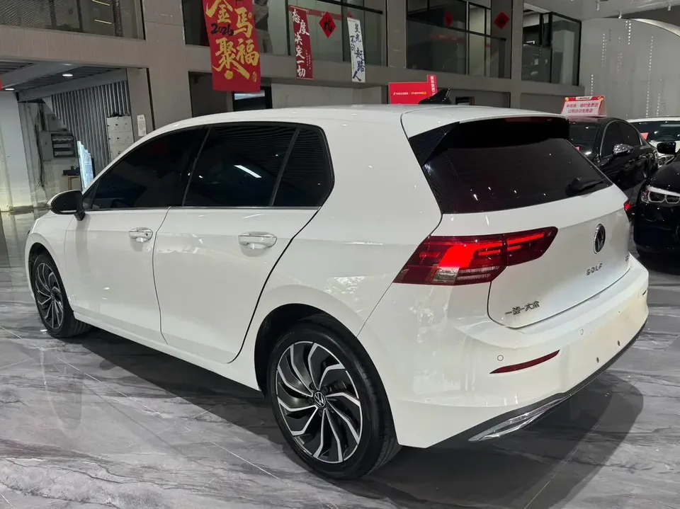 Volkswagen Golf golf 2023 280TSI DSG Pro 2023 — thumbnail 2