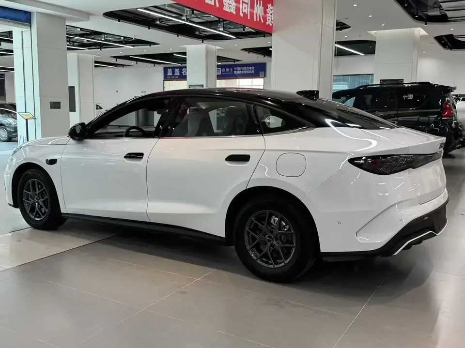 BYD Seal 06DM Seal 06DM 2025 DM-i 80KM Deluxe Smart Driving Edition 2025 — thumbnail 3