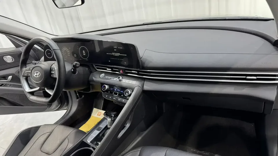 Hyundai Elantra Elantra 2023 1.5L CVT TOP Flagship Edition 2023 — thumbnail 5