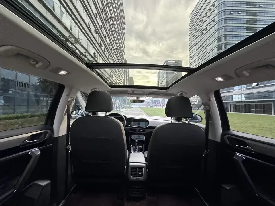 Volkswagen Tayron Tanyue 2022 280TSI 2WD Luxury Smart Edition 2022 — thumbnail 3
