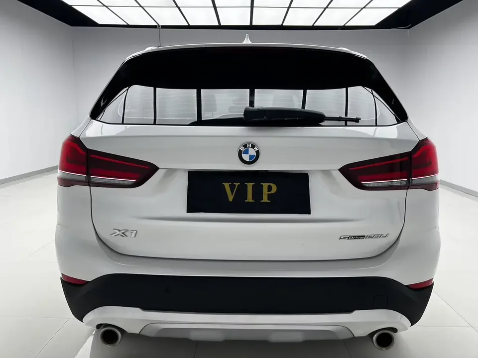 BMW X1 BMW X1 2022 sDrive20Li Premium 2023 — thumbnail 2