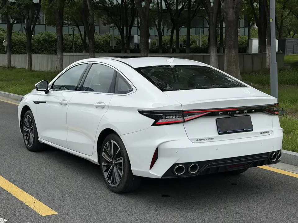 Chery Arrizo 8 Arrizo 8 2024 1.6TGDI DCT Excellence Edition 2024 — thumbnail 4