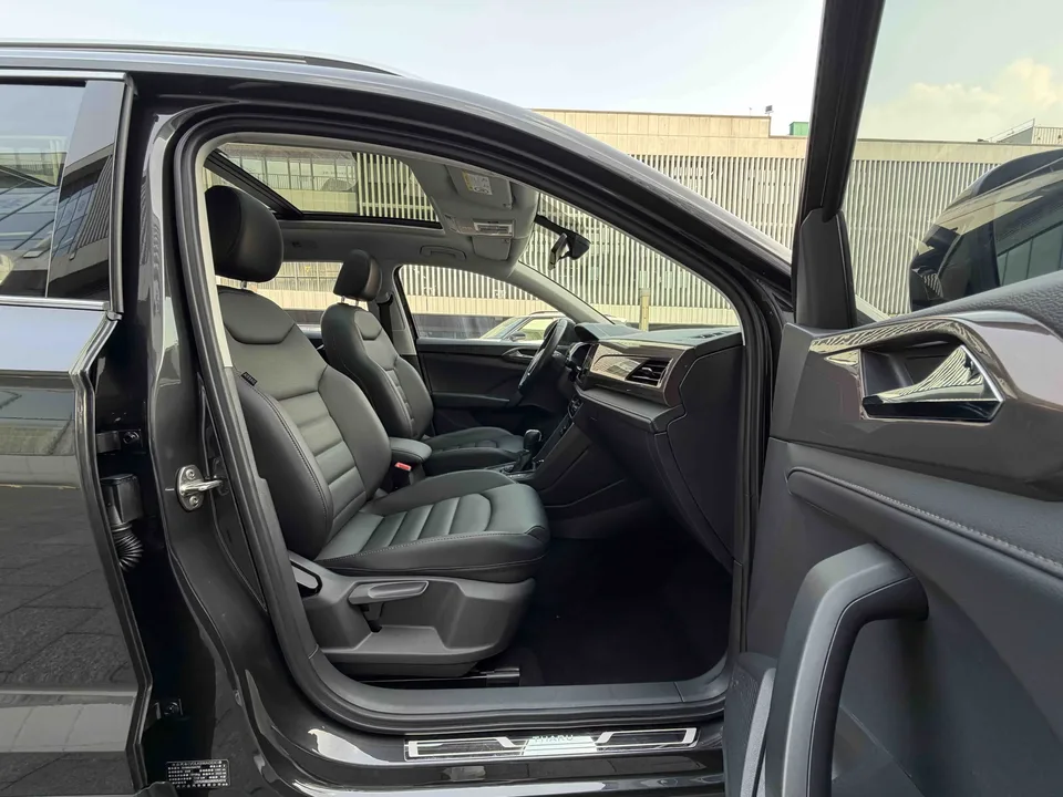 Volkswagen Tharu tuyue 2022 280TSI 2WD Deluxe Edition 2022 — thumbnail 5