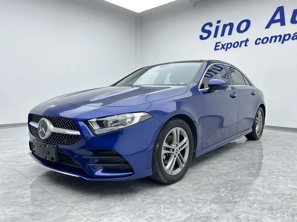 Mercedes-Benz Klasa A Mercedes Benz A Class 2022 A 180L 2022 — photo 1, buy with delivery to Moscow