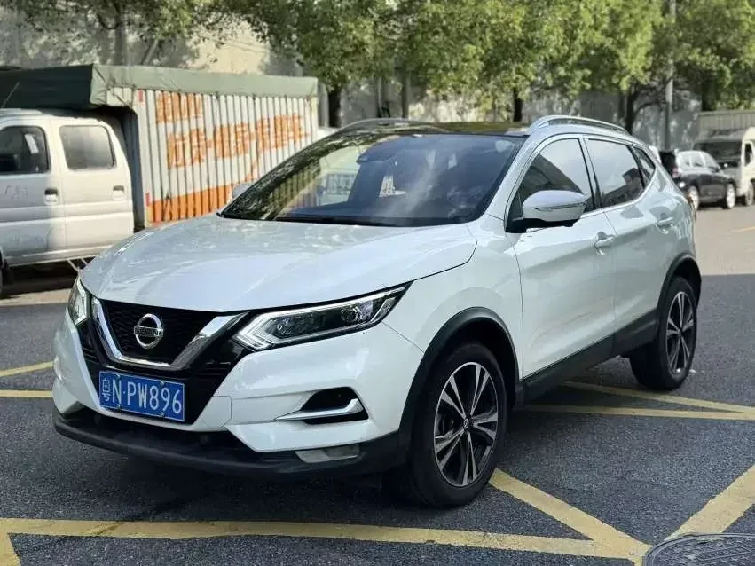 Nissan Qashqai Qashqai 2022 2.0L XV Prem. Deluxe Edition 2023 — photo 1, buy with delivery to Moscow