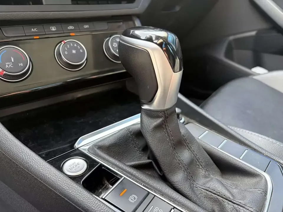 Volkswagen Sagitar Sagitar 2022 280TSI DSG Flying Edition 2022 — thumbnail 4