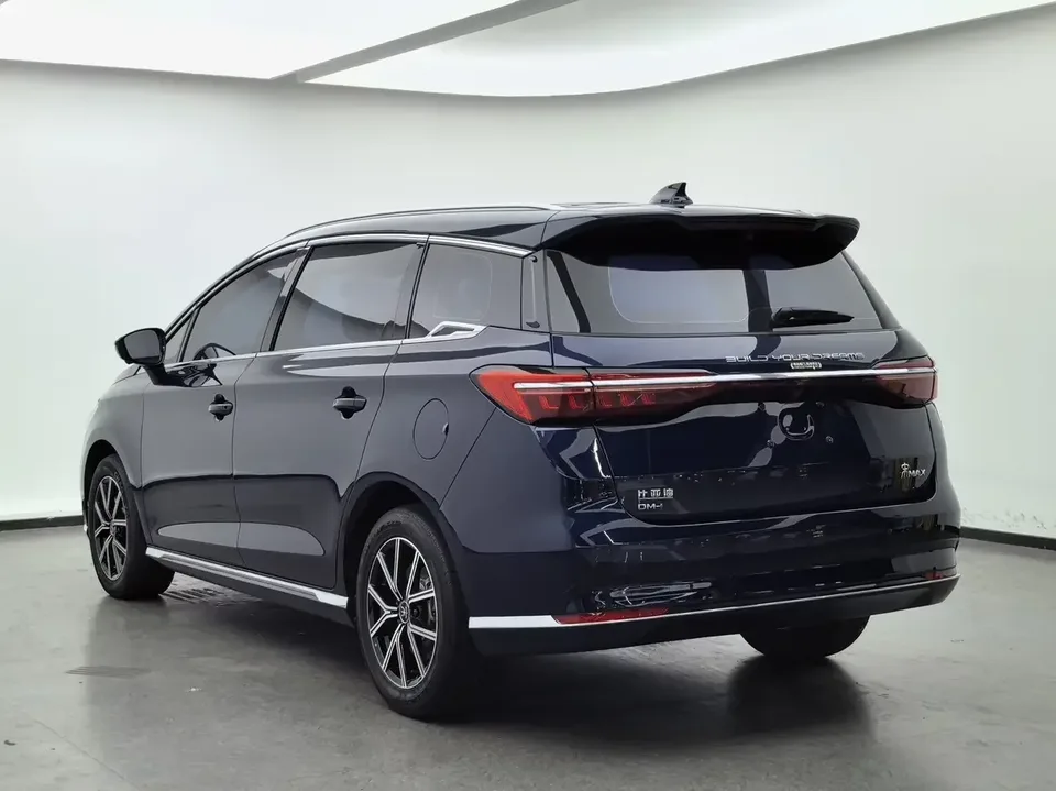 BYD Song MAX DM Song MAX DM 2022 DM-i 105KM Premium 2023 — thumbnail 2
