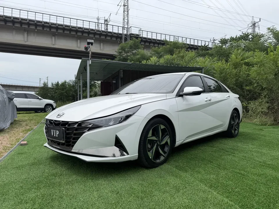Hyundai Elantra Elantra 2022 1.5L CVT GLX Elite Edition 2023 — photo 1, buy with delivery to Moscow