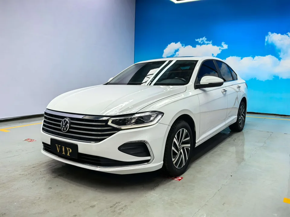 Volkswagen Lavida Lavida 2022 1.5L Automatic Comfort Edition 2022 — photo 1, buy with delivery to Moscow