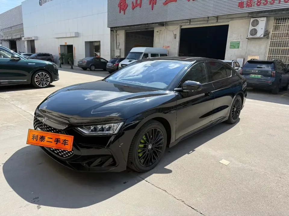 BYD Han DM Chinese DM 2022 DM-i 121KM Premium 2022 — photo 1, buy with delivery to Moscow